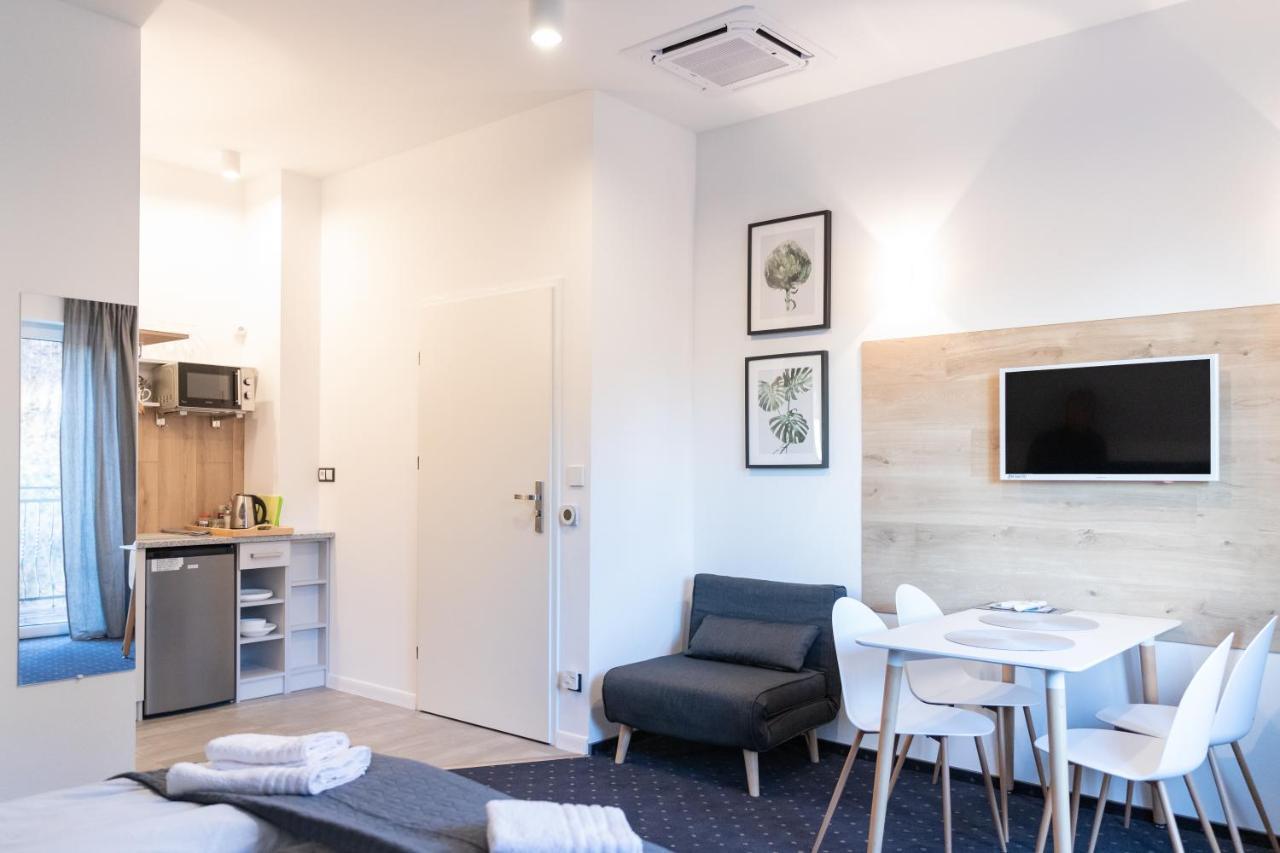 Apartamenty Pod Zamkiem W Janowcu Janowiec Esterno foto